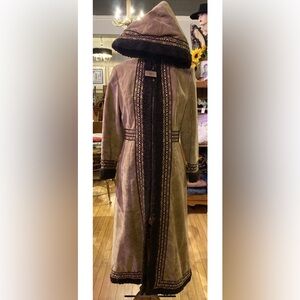 Penny Lane style Embroidered Coat With Velvet And Fur Full Length Vintage M